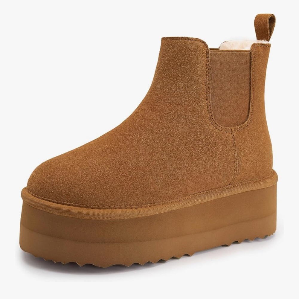Women's Tan Platform Chelsea Boots